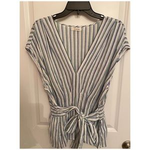 Women’s pattern top